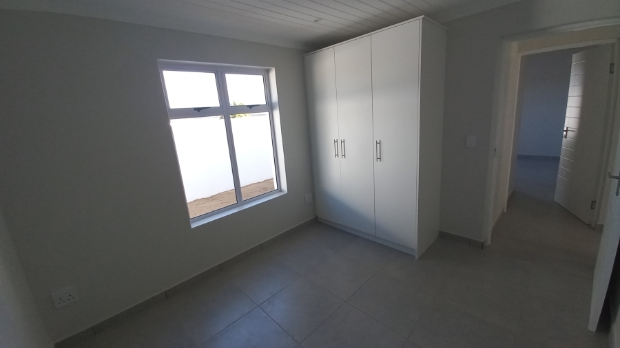 2 Bedroom Property for Sale in Lampiesbaai Western Cape